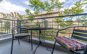 Meteοra Sunshine Studio